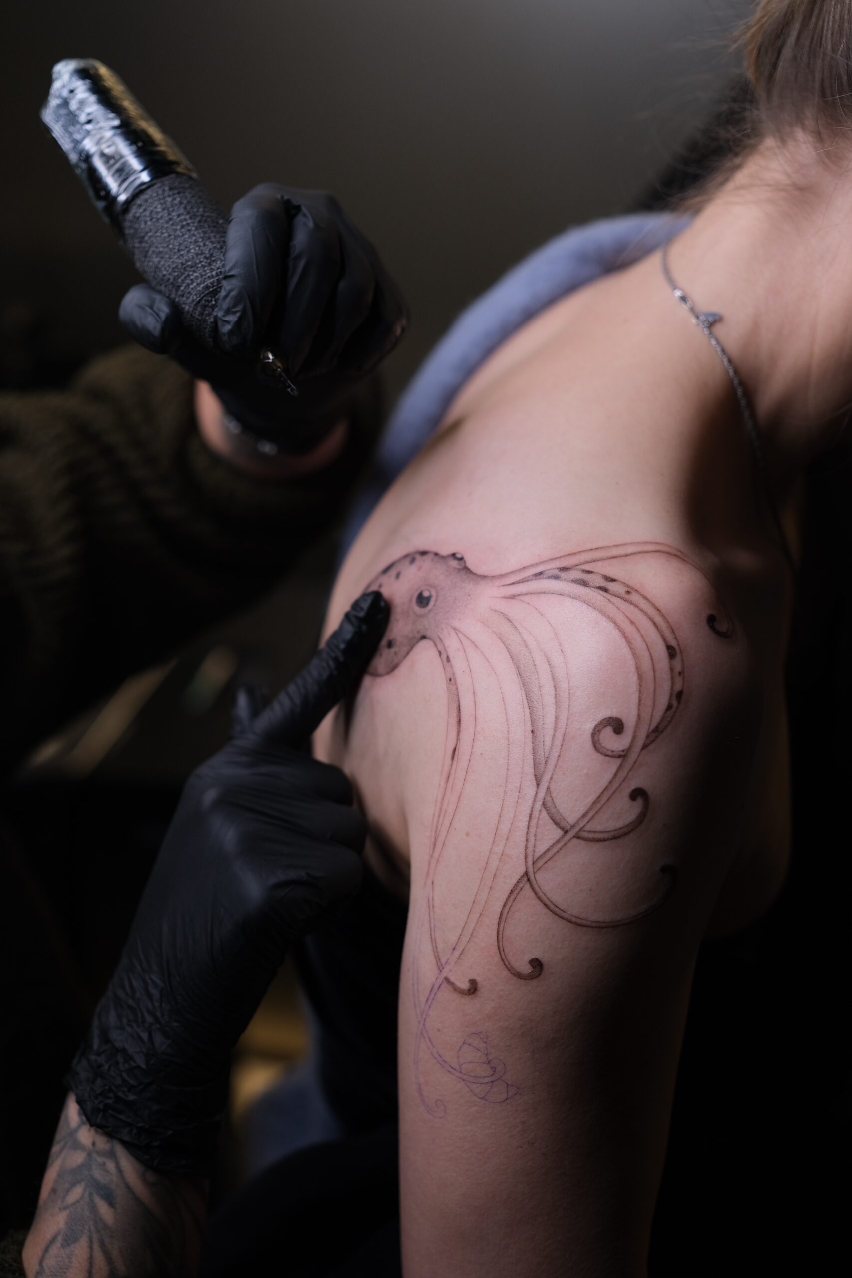 tattooing scene